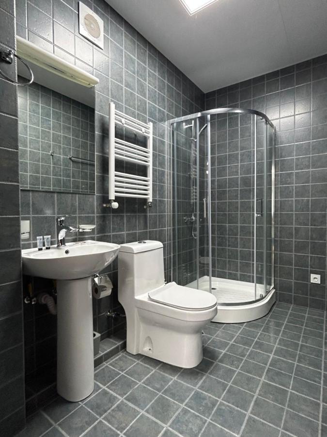 Hotel Four Seasons Tbilisi Zewnętrze zdjęcie
